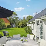 3 Bedroom Gorgeous In *