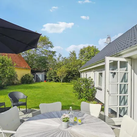 3 Bedroom Gorgeous In *