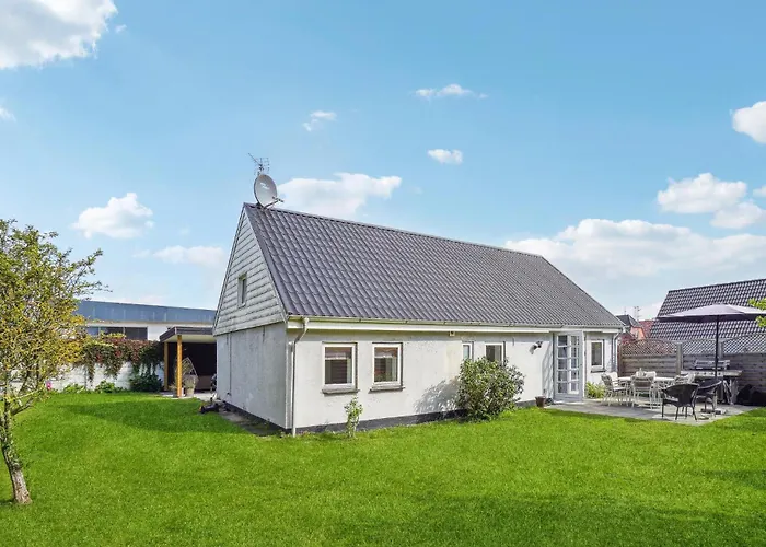 Holiday home 3 Bedroom Gorgeous In
